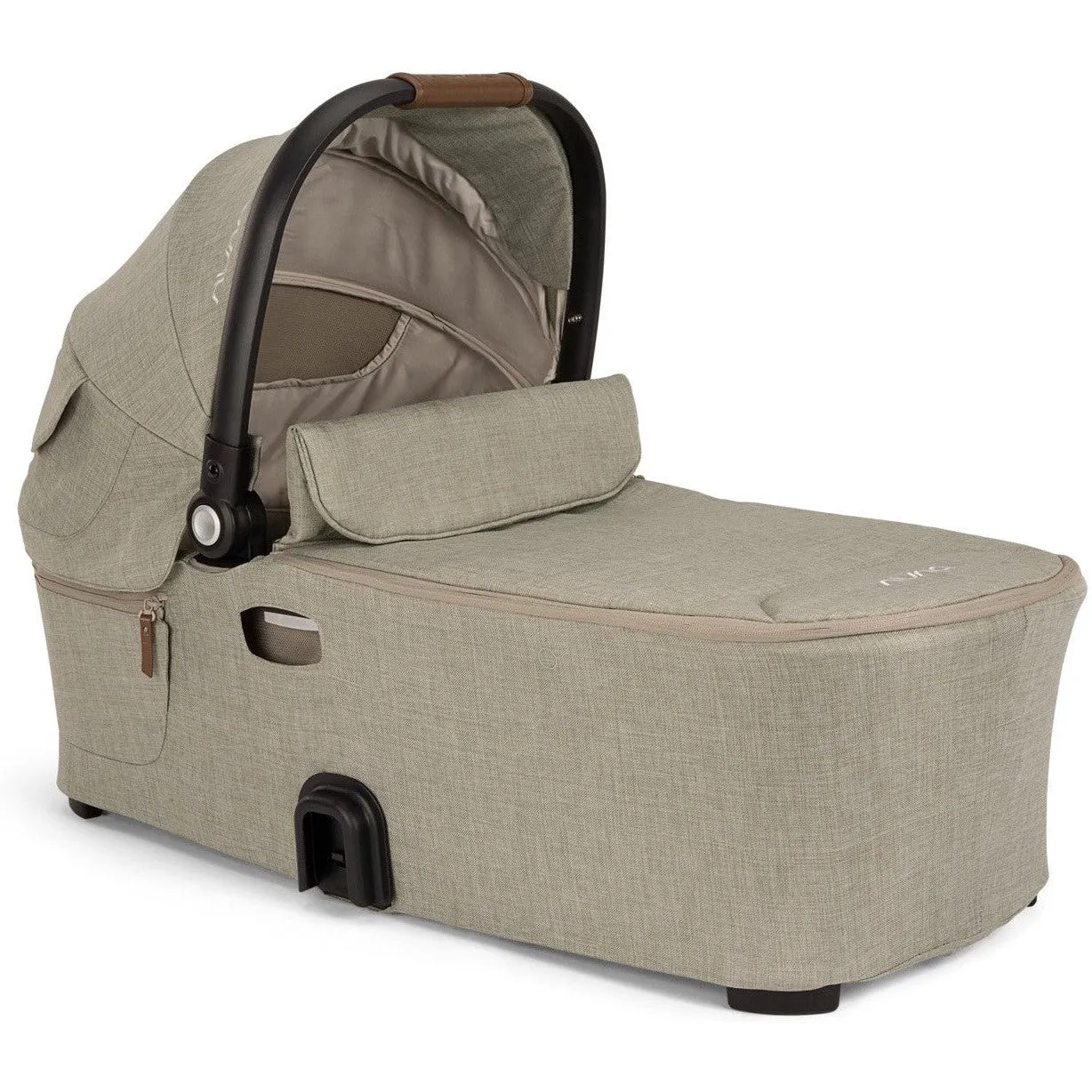 Nuna Demi Next Bassinet   Stand