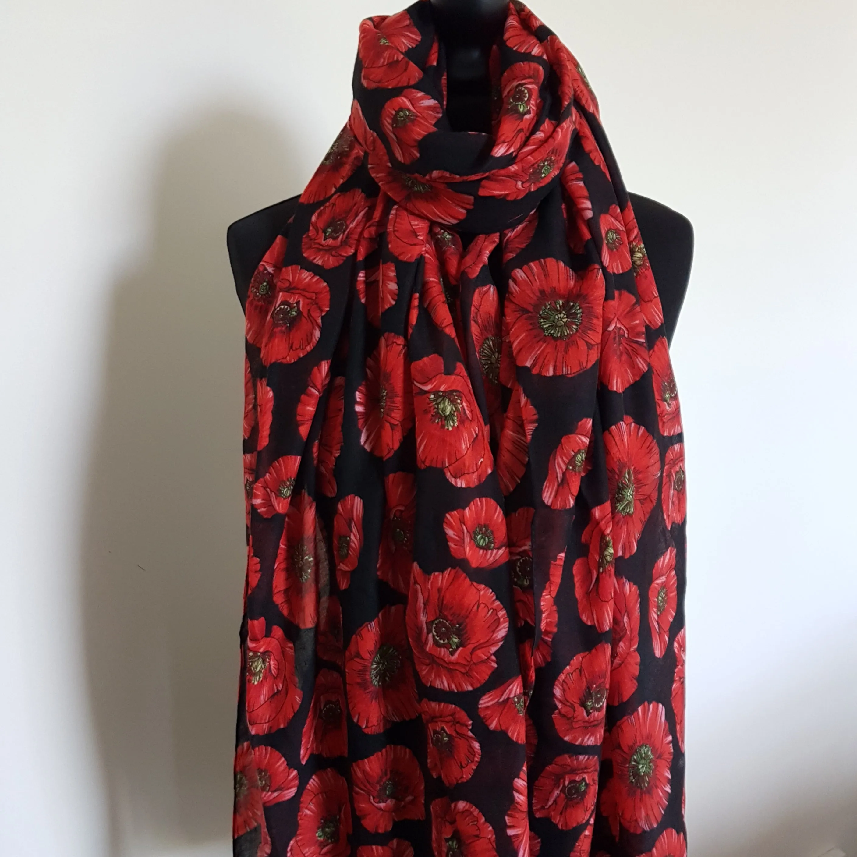 Poppy Scarf