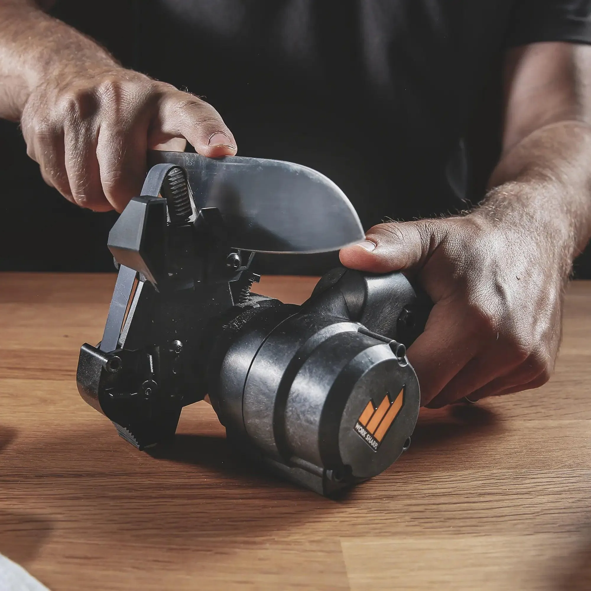 WORK SHARP ELECTRIC KNIFE & TOOL SHARPENER - MKII