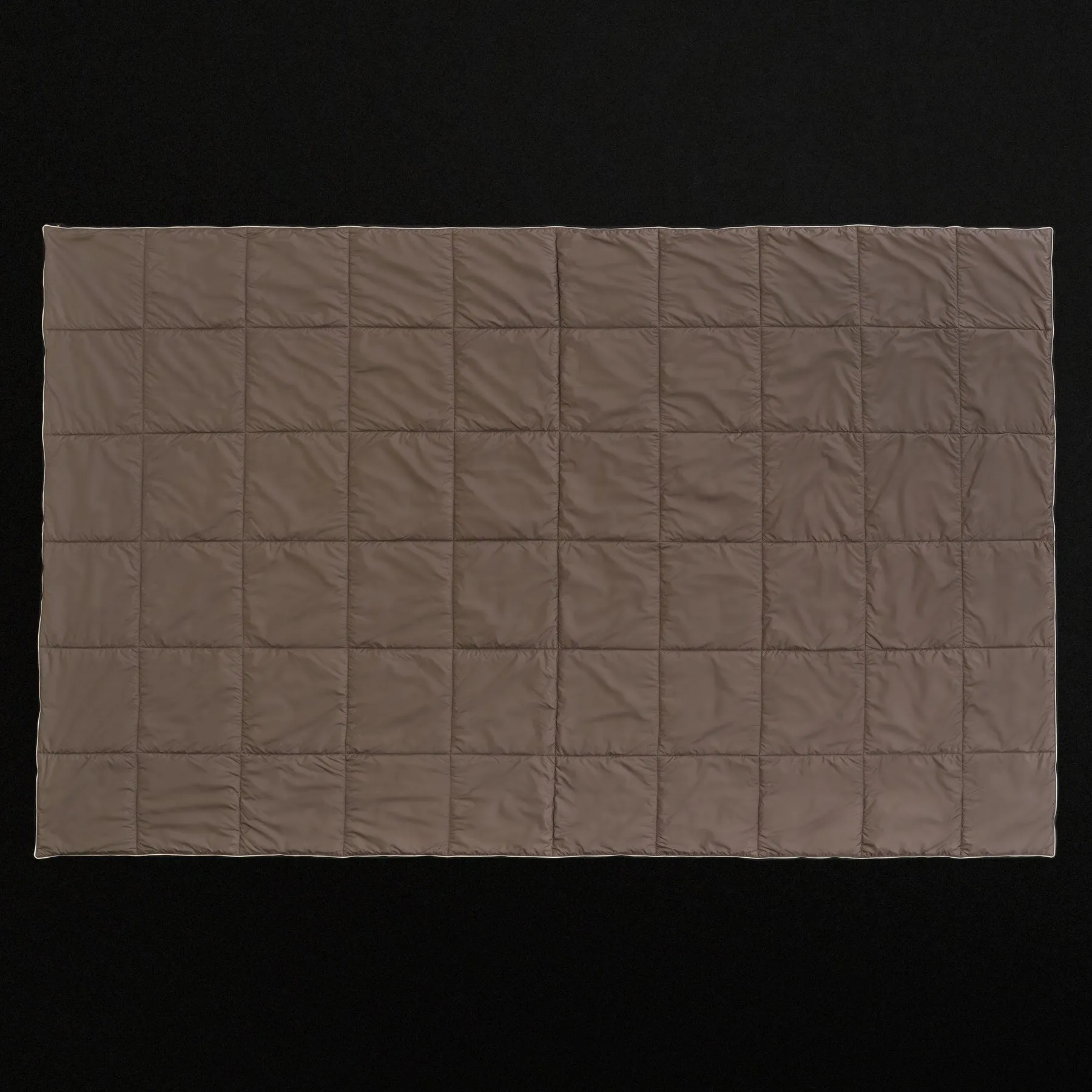 Y/OSEMITE Quilted Blanket - Tent/Beige